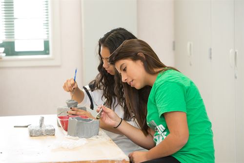 Students in ceramics class